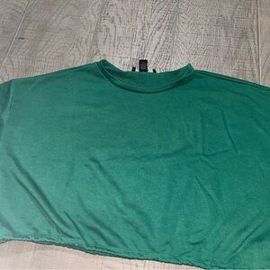 Forever 21 green crop top